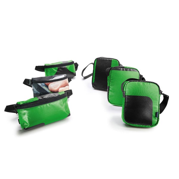 Mehrere Hüfttaschen und Umhängetaschen