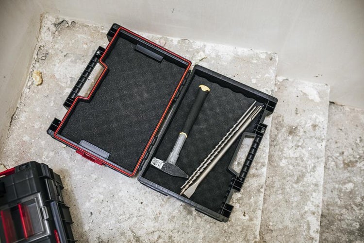 PROREGAL QBRICK Werkzeugkasten Pro Toolbox HxBxT 32 x 45 x 13 cm 11 Liter Mit Deck & Teleskopgriffe Mit Klemmverschlüsse Metall Schwarz