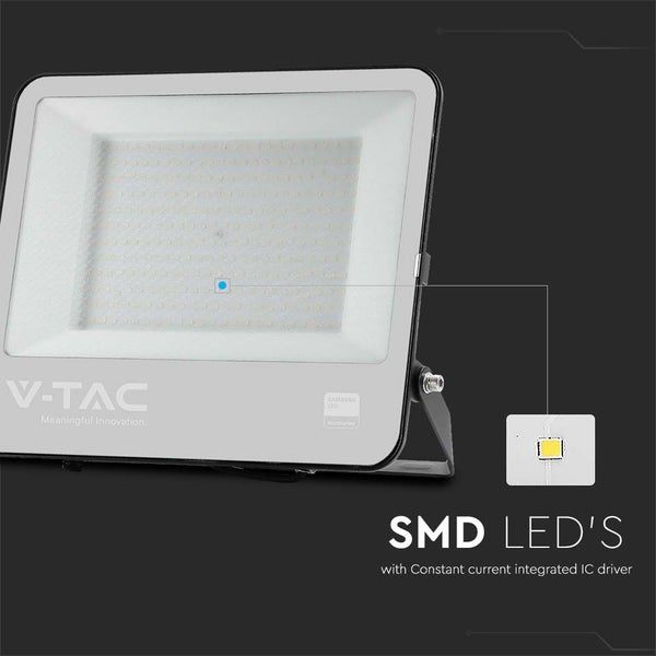 V-TAC VT-44205 - Schwarze LED-Flutlichtstrahler - 185lm/w - IP65 - 200W - 37000 Lumen - 6500K