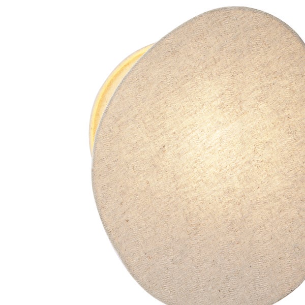 Runde Deckenleuchte mit beigem Textilschirm aus Leinen.