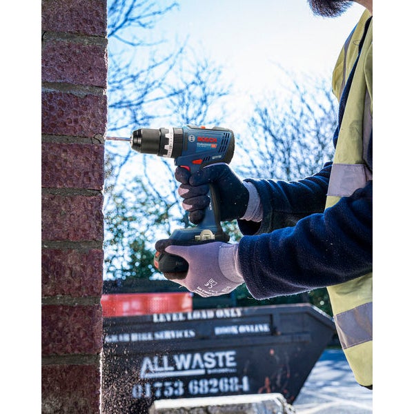 Darstellung verschiedener Lampensockeltypen und Spannungen