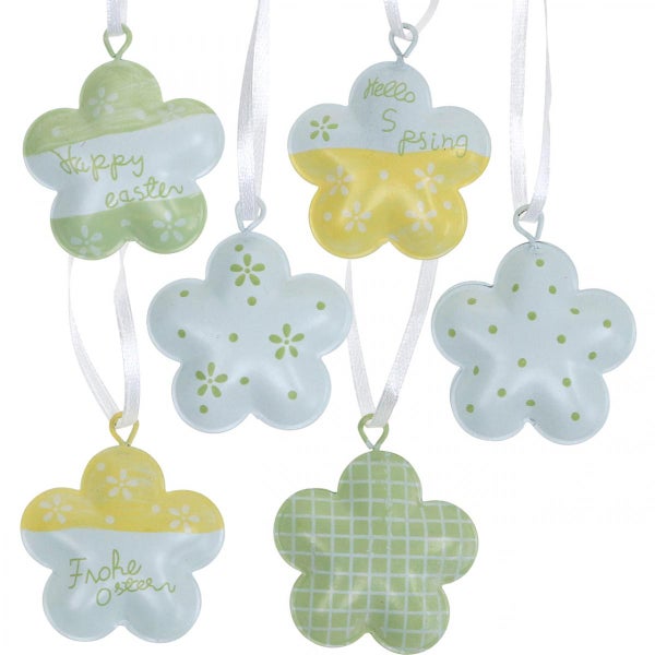 Blumenförmiger Osterschmuck mit verschiedenen Mustern und Aufschriften