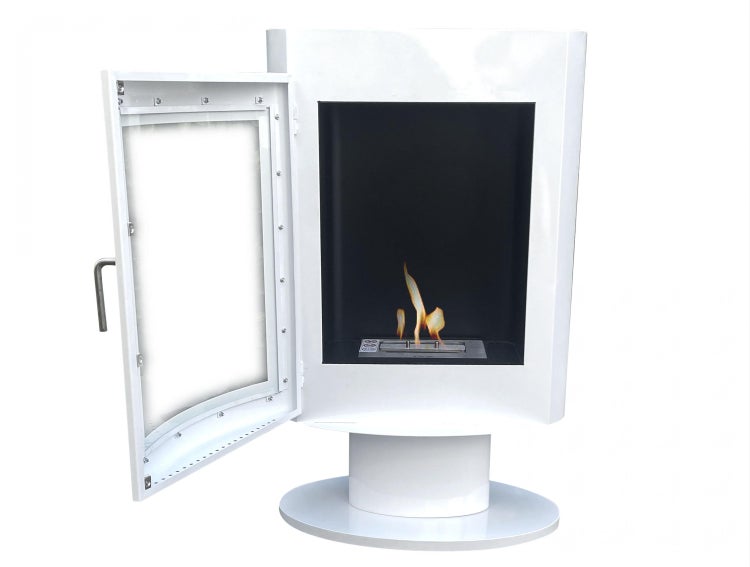 Ethanolkamin in weißer Ausführung mit geöffneter Tür