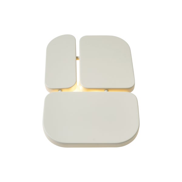 Wandleuchte mit drei Leuchtflächen