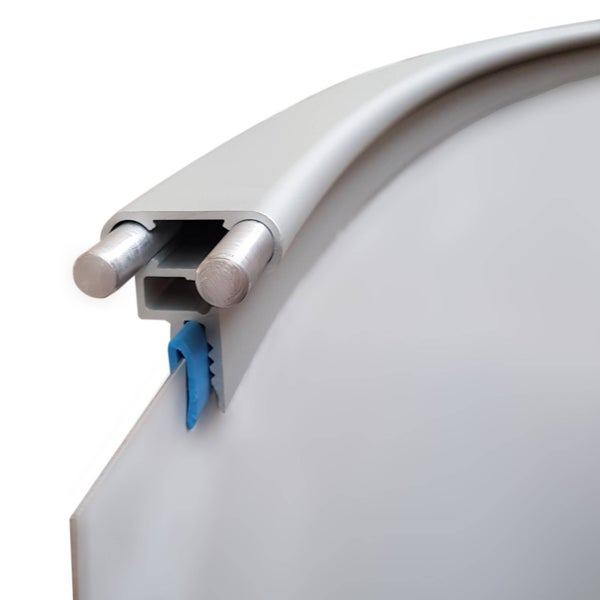 Detailansicht eines Aluminiumprofils mit blauer Dichtung