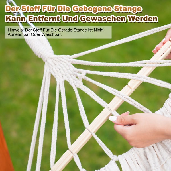 Detailansicht einer Hängematte mit Seilaufhängung und Holzspreizstab