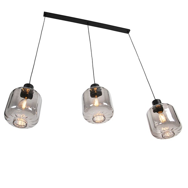 Dreiflammige Pendelleuchte mit Glasschirmen und schwarzer Aufhängung