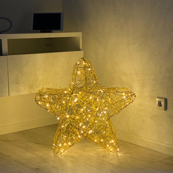 Dekorativer Stern mit LED-Beleuchtung für den Außenbereich