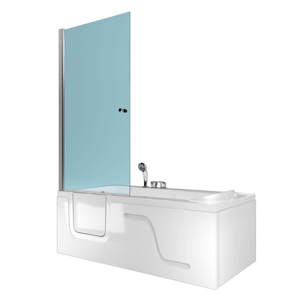 Helles Badezimmer mit einer begehbaren Badewanne, Glas-Duschwand, Armaturen, hellen Fliesen, einem großen Spiegel und einer Zimmerpflanze.