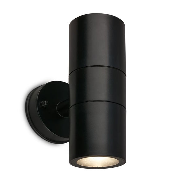 Moderne schwarze Außenwandleuchte in zylindrischer Form für die Fassadenmontage.