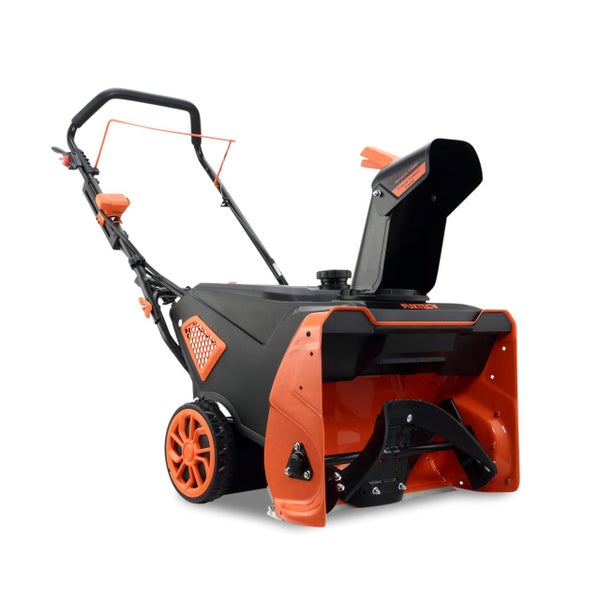 Schneefräse zur Schneeräumung