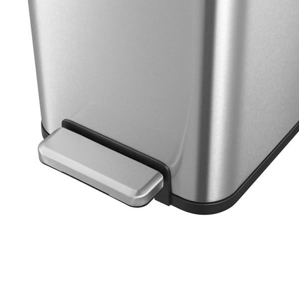 PROREGAL Modern Designter Treteimer Aus Gebürstetem Edelstahl 45 Liter 65 x 28 x 49,5 cm Kunststoff Inneneimer Silbe Deckel Schwarz