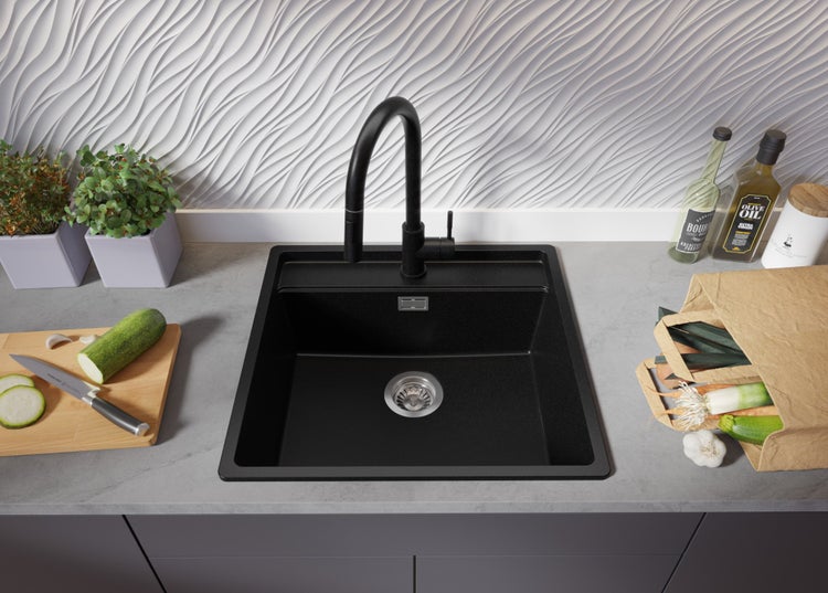 PRIMAGRAN Eckspüle Schwarz 56x53cm, Granitspüle 1 Becken + Ablauf-Set + Schneidebrett, Küchenspüle ab 60er Unterschrank - Bergen