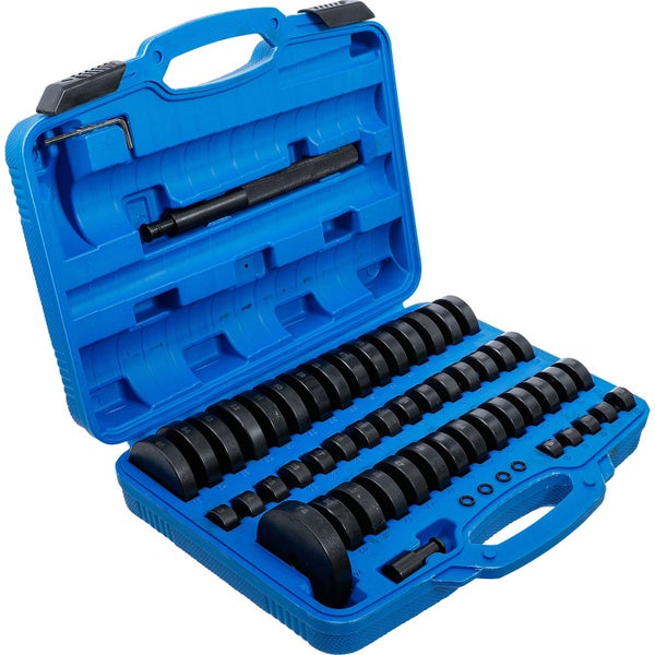 Lagersatz in blauem Werkzeugkoffer
