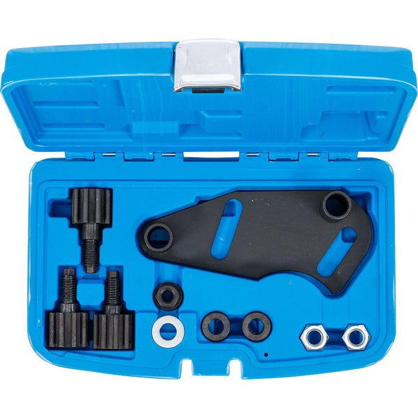 Nockenwellen Arretierwerkzeug Satz in geöffnetem blauen Werkzeugkoffer