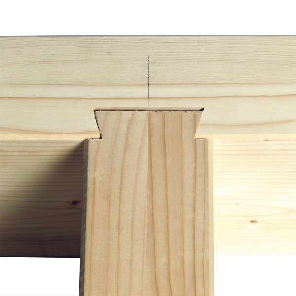 Nahaufnahme einer Holz Schwalbenschwanzverbindung als präzise Holzverbindung für Möbelbau und Holzbau.