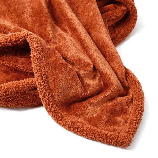 Weiche Kuscheldecke aus Polyester mit flauschiger Oberfläche