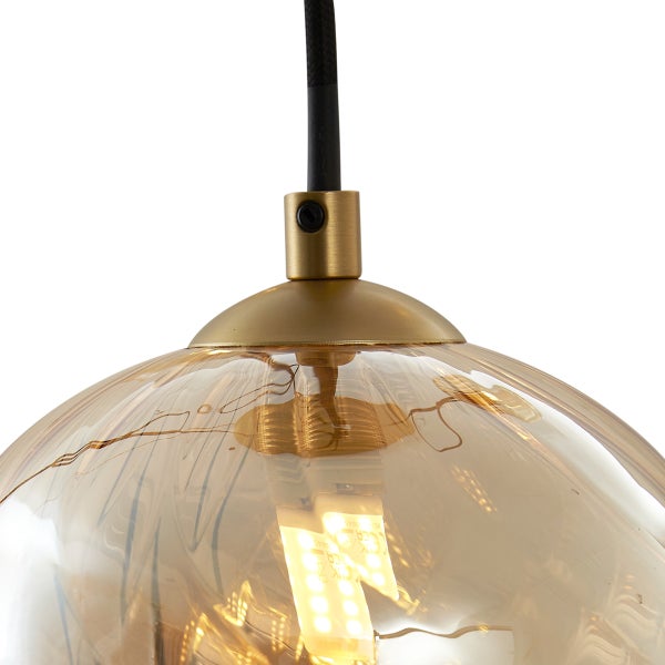 Pendelleuchte mit Glasschirm und LED-Leuchtmittel