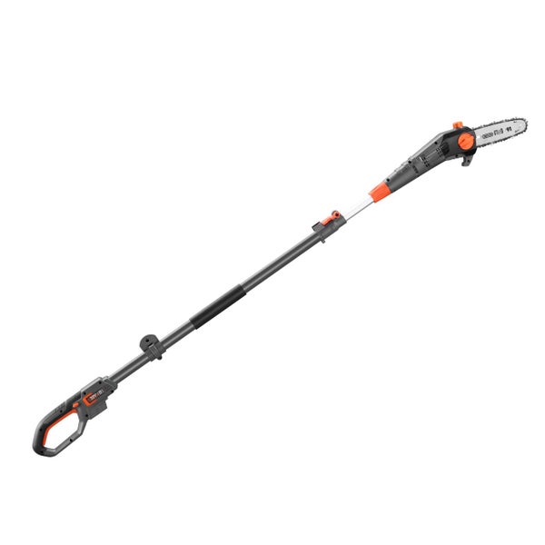 Akku-Hochentaster für Baumschnittarbeiten.