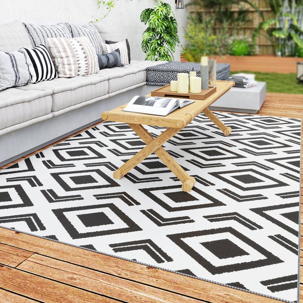 Outsunny Outdoor Teppich robuster Wetterfest Outdoorteppich mit Tragtasche, faltbar Carpet Boho-Style, Outdoor-Teppich für Wohnzimmer Balkon Garten Terrasse Bad Flur Küche, 182 x 274 cm Schwarz+Weiß