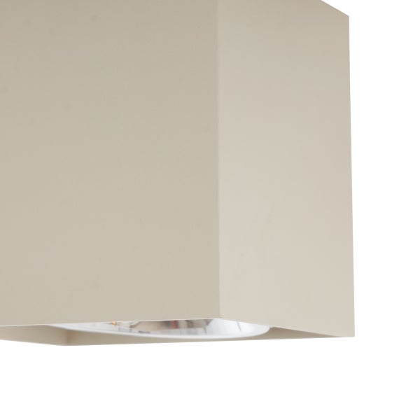 Würfelförmige Deckenleuchte