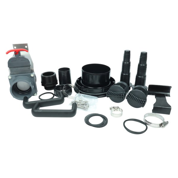 Anschluss-Set für Pool oder Teich bestehend aus Absperrhahn, Schlauchklemmen, Dichtungen, Schrauben und verschiedenen Kunststoffstutzen.