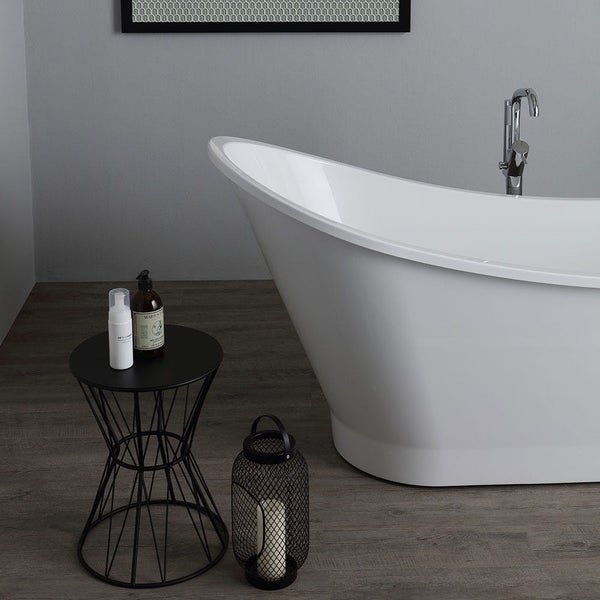 Kleine freistehende Badewanne im klassischen Stil | Arisa