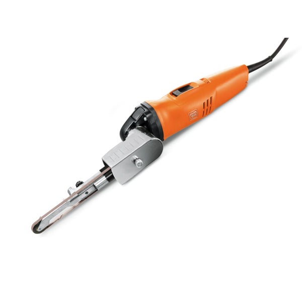 Fein Elektro-Feile mit schmalem Schleifband und orangefarbenem Gehäuse für die Metallbearbeitung.