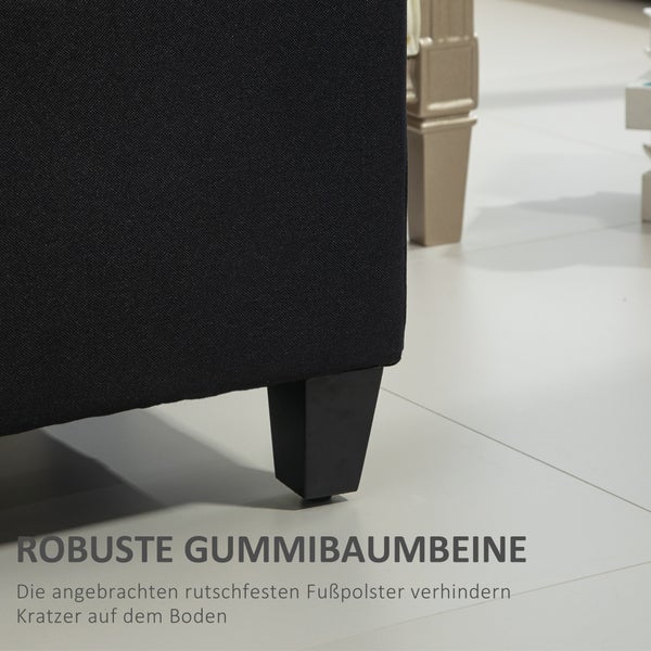 Detailaufnahme eines Möbelfußes mit Gleitern zum Schutz des Bodens.