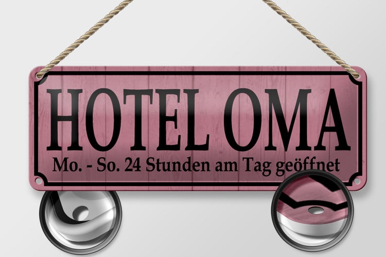Blechschild Spruch 27x10cm Hotel Oma 24 Stunden am Tag Dekoration