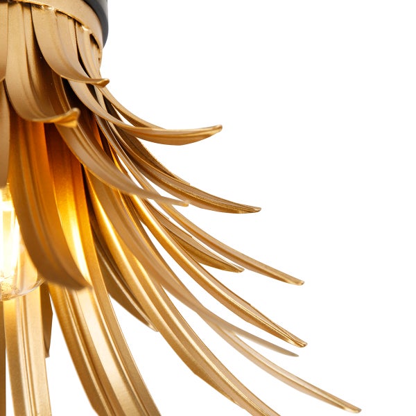 Nahaufnahme einer Blattstruktur-Deckenleuchte