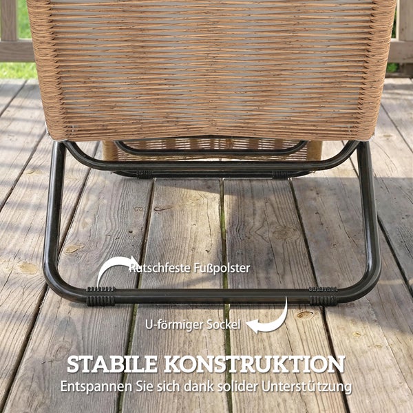 Gartenstuhl mit stabilem U-förmigem Metallsockel, rutschfesten Fußpolstern und einer Sitzfläche aus Geflecht.