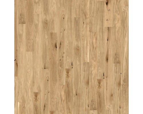 Parkettboden Eiche im Schiffsboden-Design mit sichtbarer Holzmaserung und kleinen Ästen.