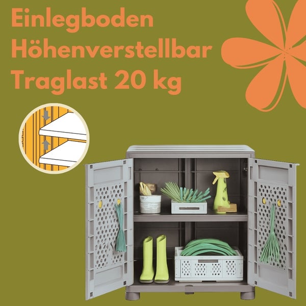 Gartenschrank aus Kunststoff mit offenstehenden Türen und verstellbaren Einlegeböden zur Aufbewahrung von Gartenzubehör