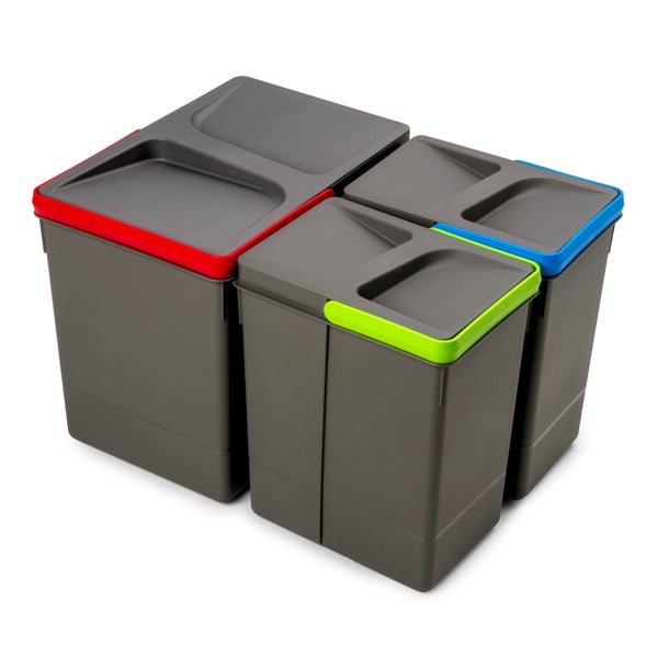 Set aus drei grauen Abfalleimern aus Kunststoff mit farbigen Deckelrändern für die Mülltrennung.