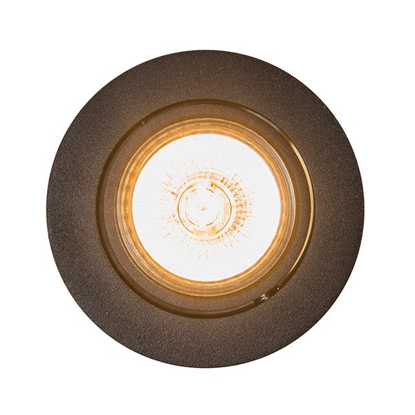 Runder Einbaustrahler in dunkler Optik mit eingeschaltetem Leuchtmittel