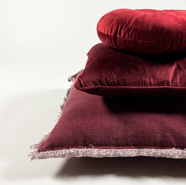 OLLY - Dekokissen Samt Merlot 40 cm
