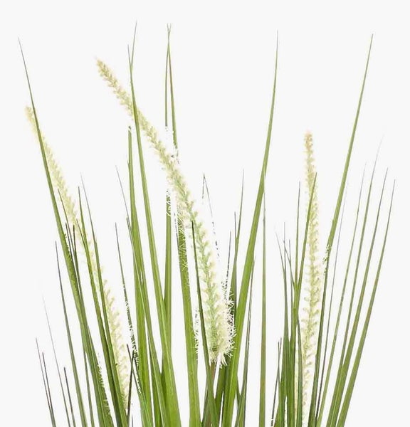 Künstliche Grashalme zur Dekoration.