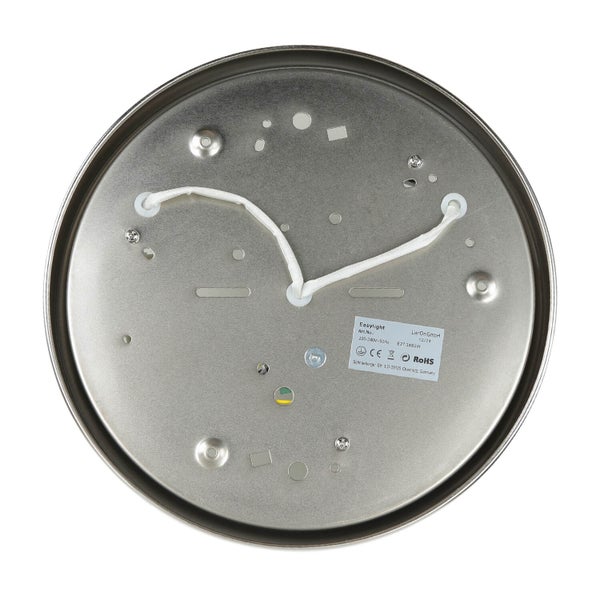 Runde Deckenleuchte aus Metall, von unten fotografiert.