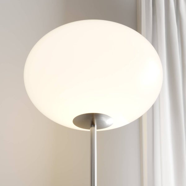 Stehleuchte mit rundem Lampenschirm