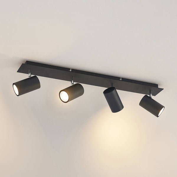 Deckenleuchte mit vier Strahlern