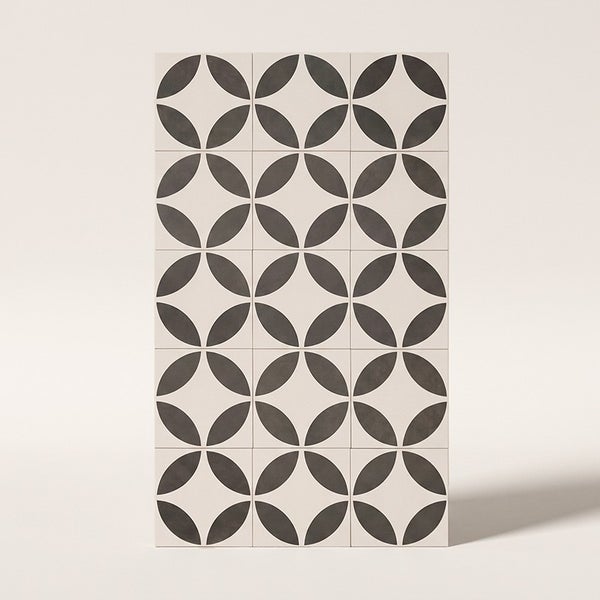 Quadratische Wandfliesen mit geometrischem Kreis Muster angeordnet als Fliesenbild