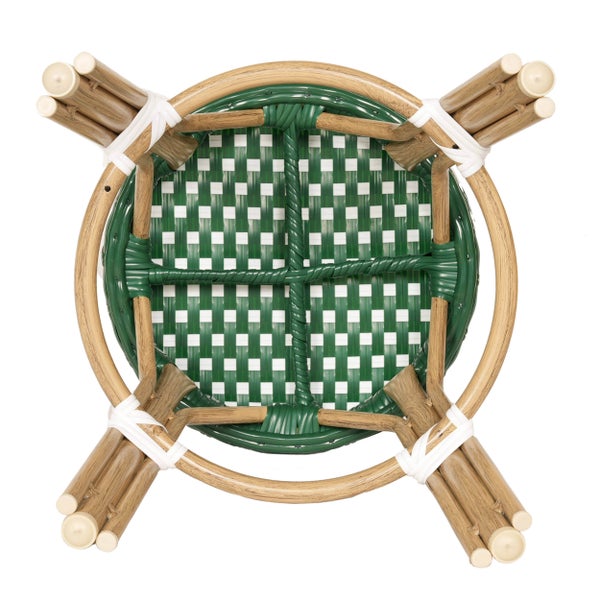 Unteransicht eines Bistro-Hockers aus Rattanimitat mit kreuzverstärktem Gestell und geflochtener Sitzfläche.