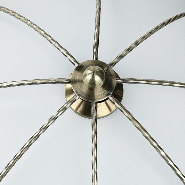 Deckenleuchte mit acht Strahlern