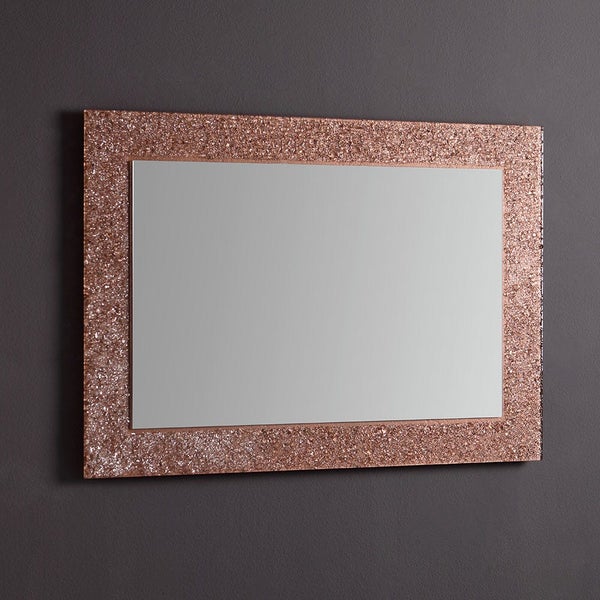 Rechteckiger Wandspiegel mit funkelndem Rahmen in Roségold und Bruchglas-Optik.