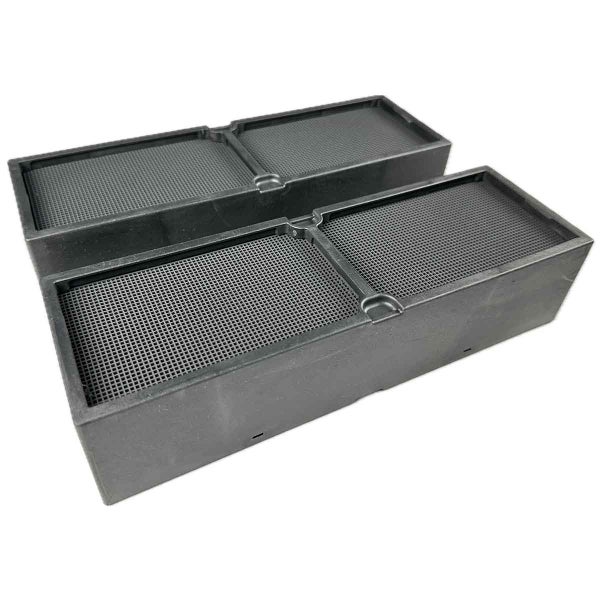 Zwei schwarze Aktivkohlefilter für Aquarien