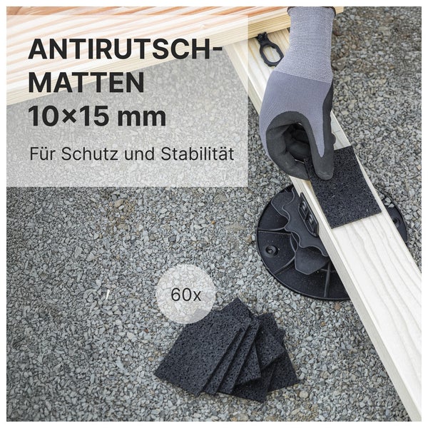 Antirutschmatten aus Gummigranulat für den Terrassenbau, Hand legt Matte auf einen Holzbalken, Set mit 60 Stück.