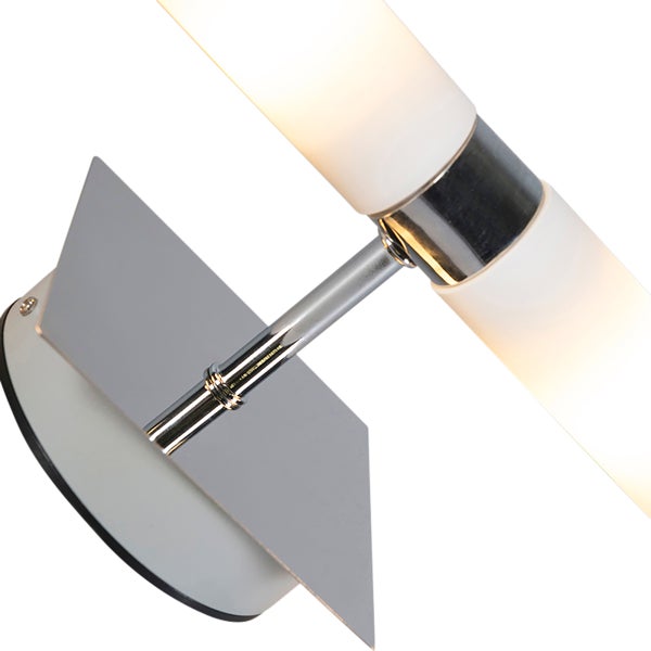 Moderne Wandleuchte mit gerader Form und leuchtendem Schirm