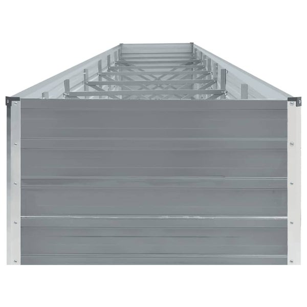 Hochbeet aus Metall mit internen Verstrebungen für zusätzliche Stabilität.