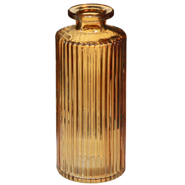 Zylindrische Glasvase aus bernsteinfarbenem Glas mit vertikaler Riffelstruktur und schmalem Flaschenhals.